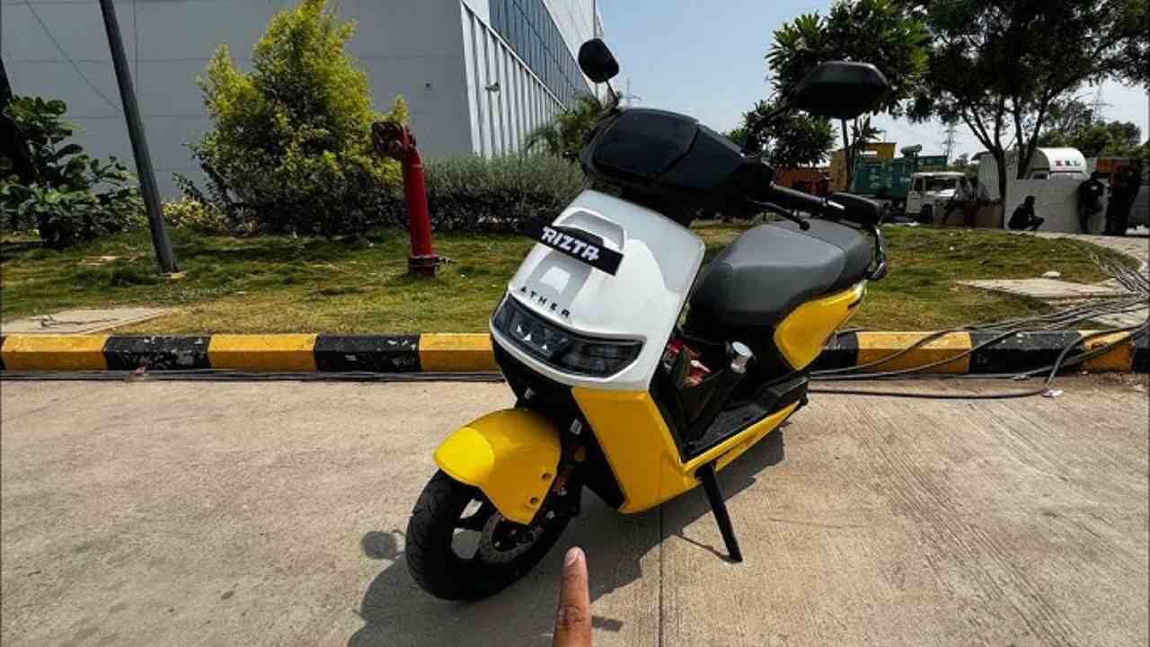 If you want style, safety and family comfort – then Ather Rizta i is the best electric scooter for you