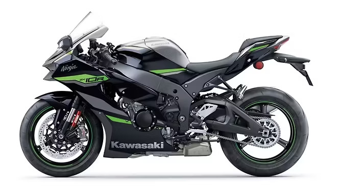 Kawasaki Ninja ZX-10R: Launched with powerful 998cc engine, 200+ BHP power and high-tech features