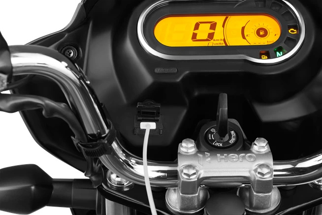 Hero Super Splendor Xtec: With LED headlight, USB charger and OBD2 tech for just ₹ 91,856