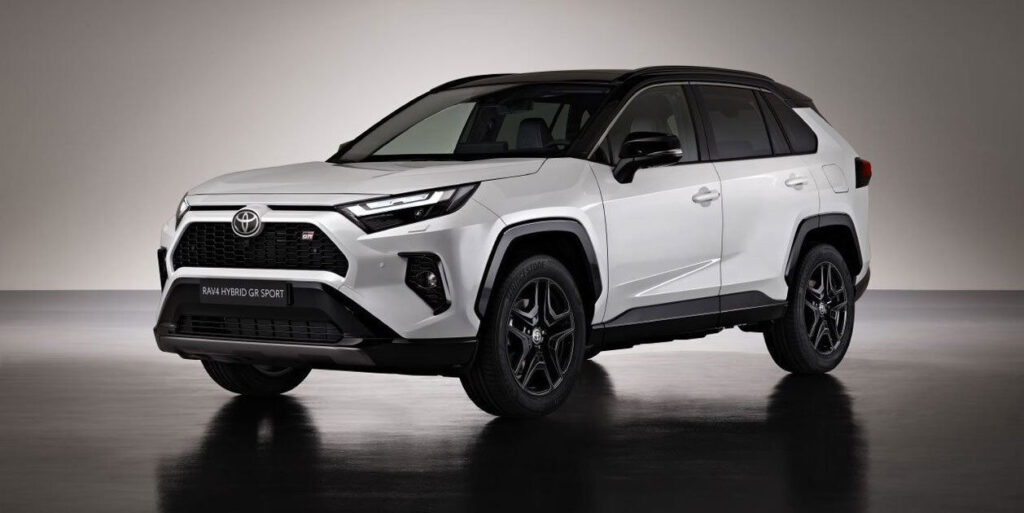 Toyota RAV4 2025: Now just ₹ 1.16 lakh down, luxury SUV with 38 KMPL mileage