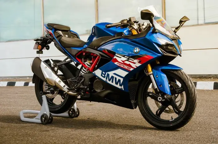 BMW G310 RR: Racing bike with 160kmph speed and 33.5 bhp power for ₹3.05 lakh