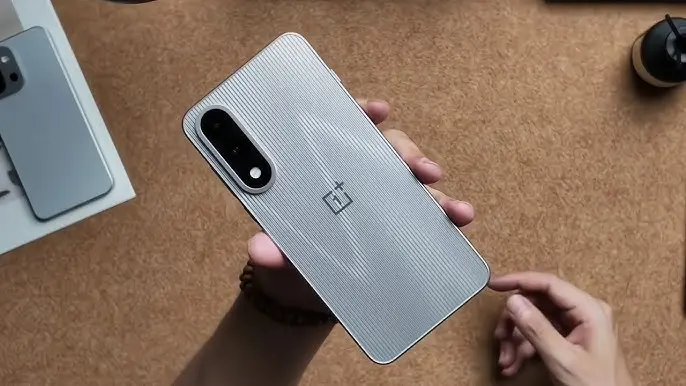 OnePlus Ace 6 Ultra 5G launched – Curved Display, 12GB RAM and 120W charging