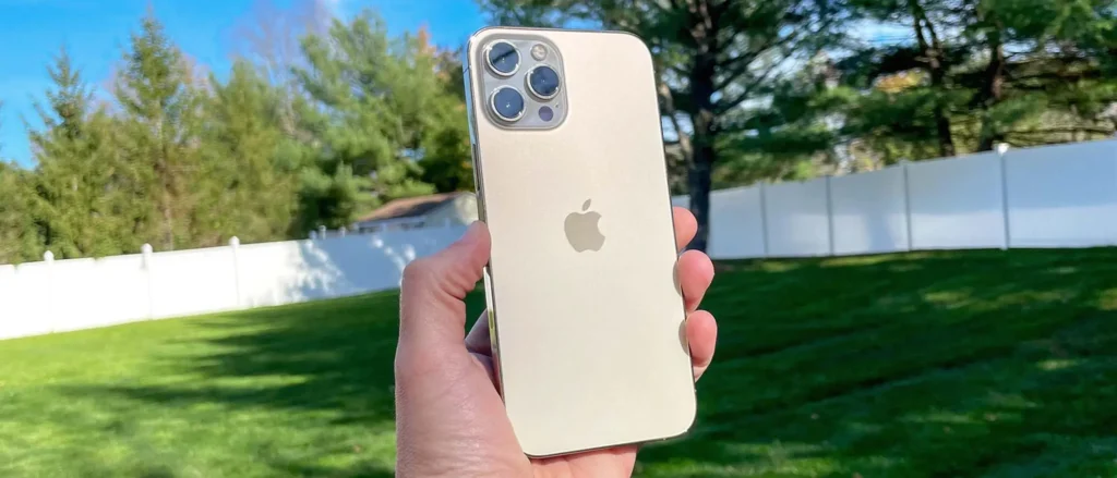iPhone 12 Pro Max offer for just ₹30,000
