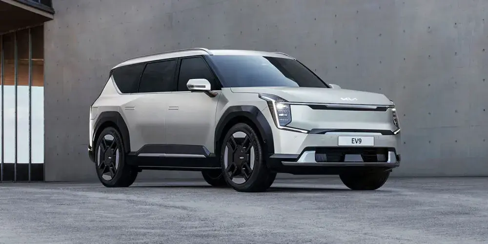 Kia EV9 launched in India: 379bhp power, 3-seater SUV and 99.8kWh battery, priced at ₹1.30 crore