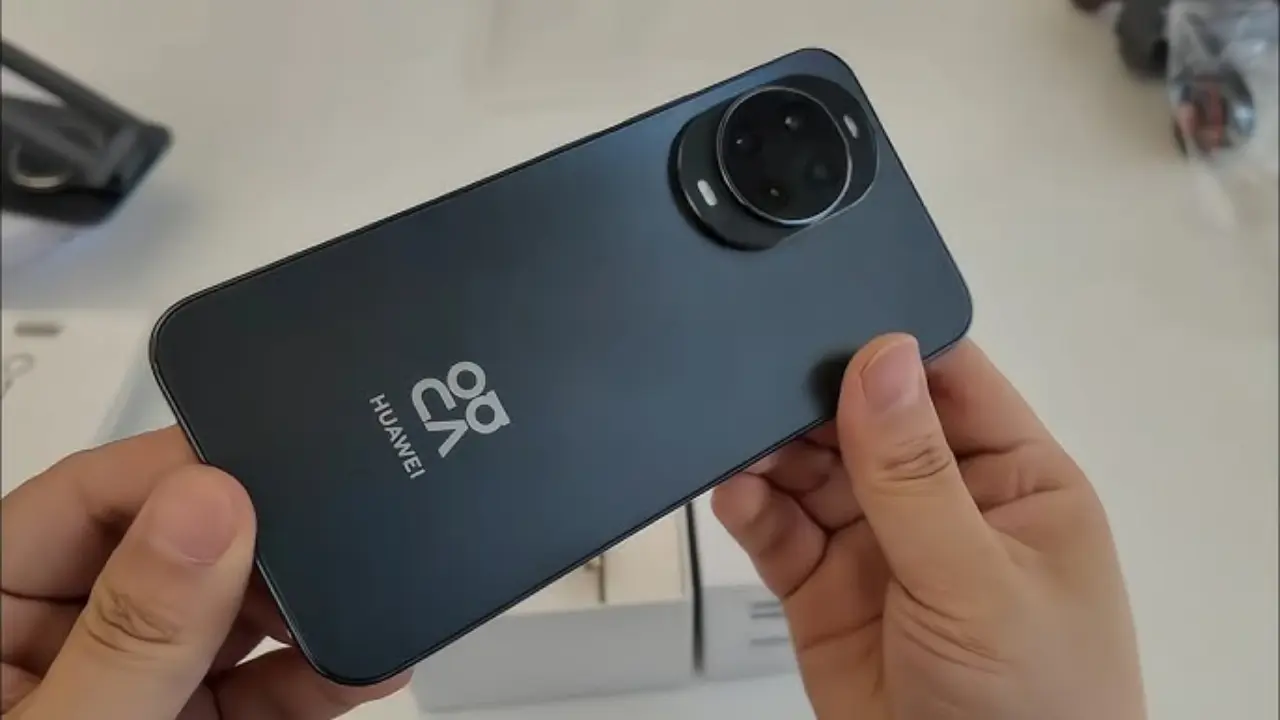 Huawei Nova 14 Pro launch – 5G phone for ₹38,500, DSLR-quality camera and 100W fast charging