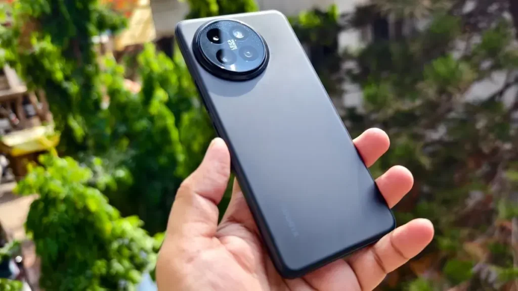 Xiaomi Civi 5 Pro: Powerful 5G phone with 6000mAh battery and 50MP Leica camera for ₹33,999