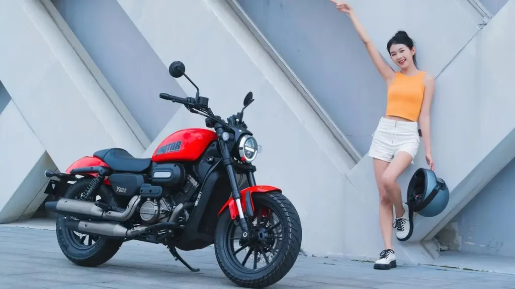 QJ Motor SRV 300 – ₹3.19 lakh with 29.88 bhp power, dual exhaust and muscular looks