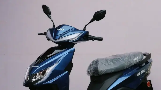 Okinawa R30 EV: Affordable electric scooter with 25kmph top speed and 60km range, priced at ₹61,998