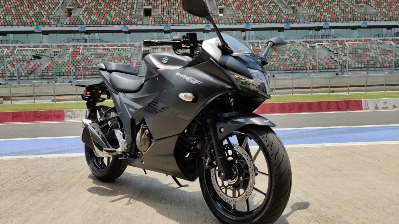 Suzuki Gixxer 250: King of 250cc for Rs 2 lakh, know why it is special!