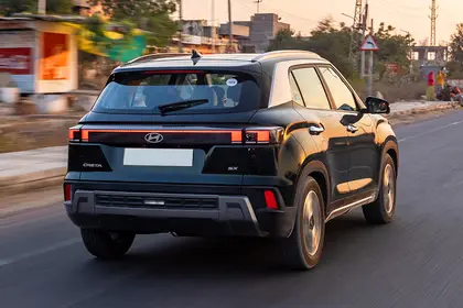 Hyundai Creta: Powerful 19.1 kmpl mileage