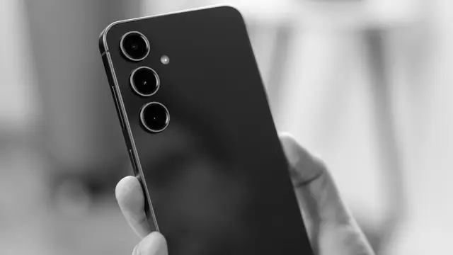 Galaxy S25 FE Review: Flagship Level Camera